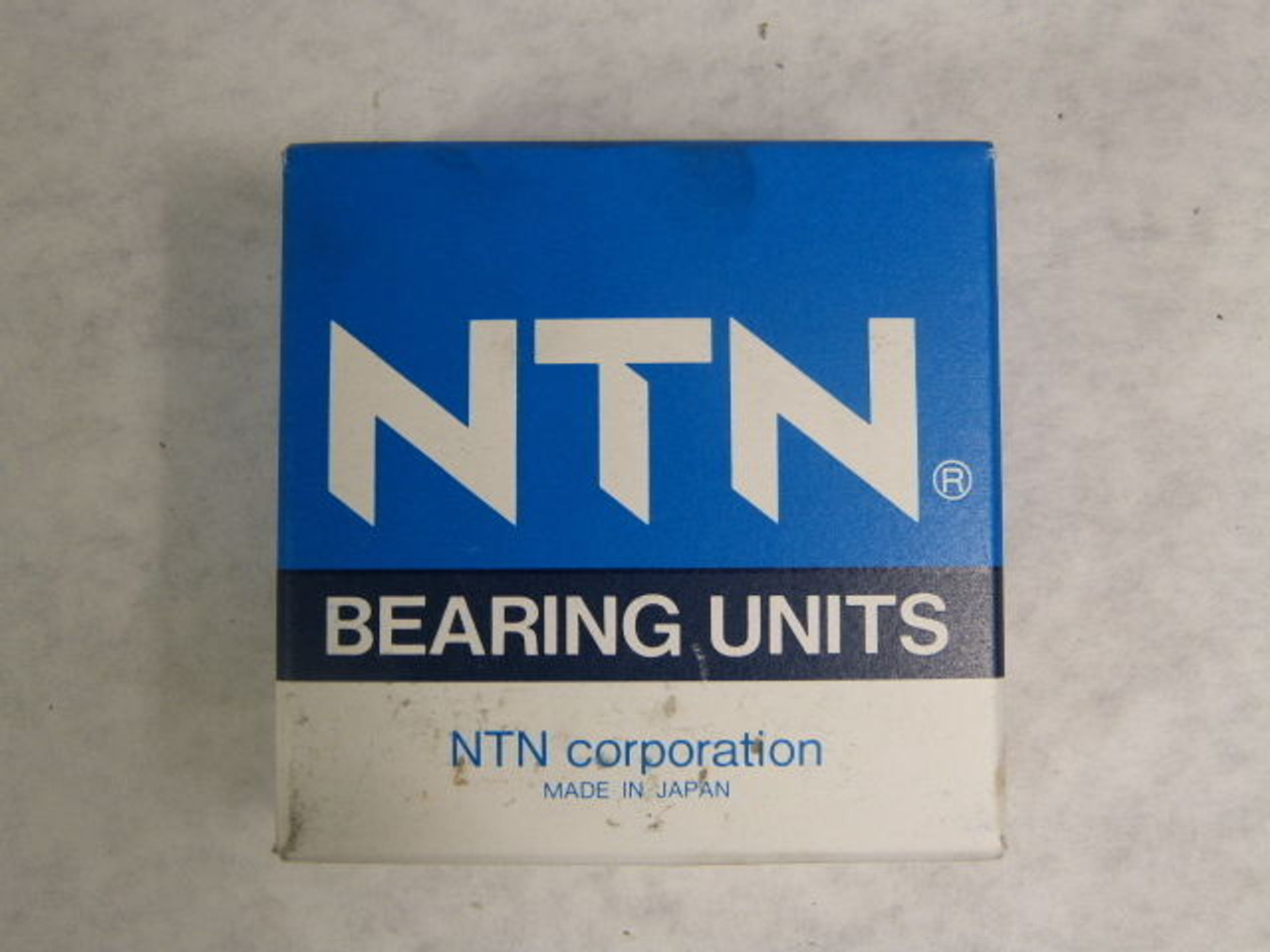 NTN AELFD201-008 Light Duty Flange Bearing Unit 1/2" Bore ! NEW !