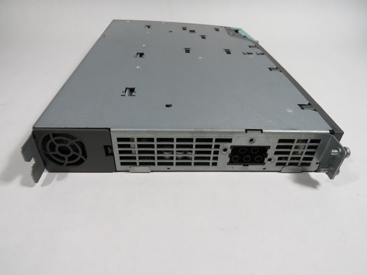 Siemens 6SL3120-1TE13-0AA3 Ver. B Single Motor Module 3AC 400V 3A USED