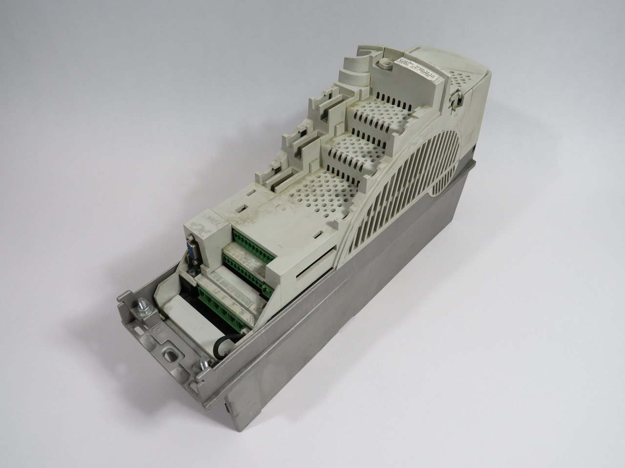 Control Techniques Emerson SP1402 Unidrive 2HP 3Ph 3.0/3.8A *Missing Cover* USED