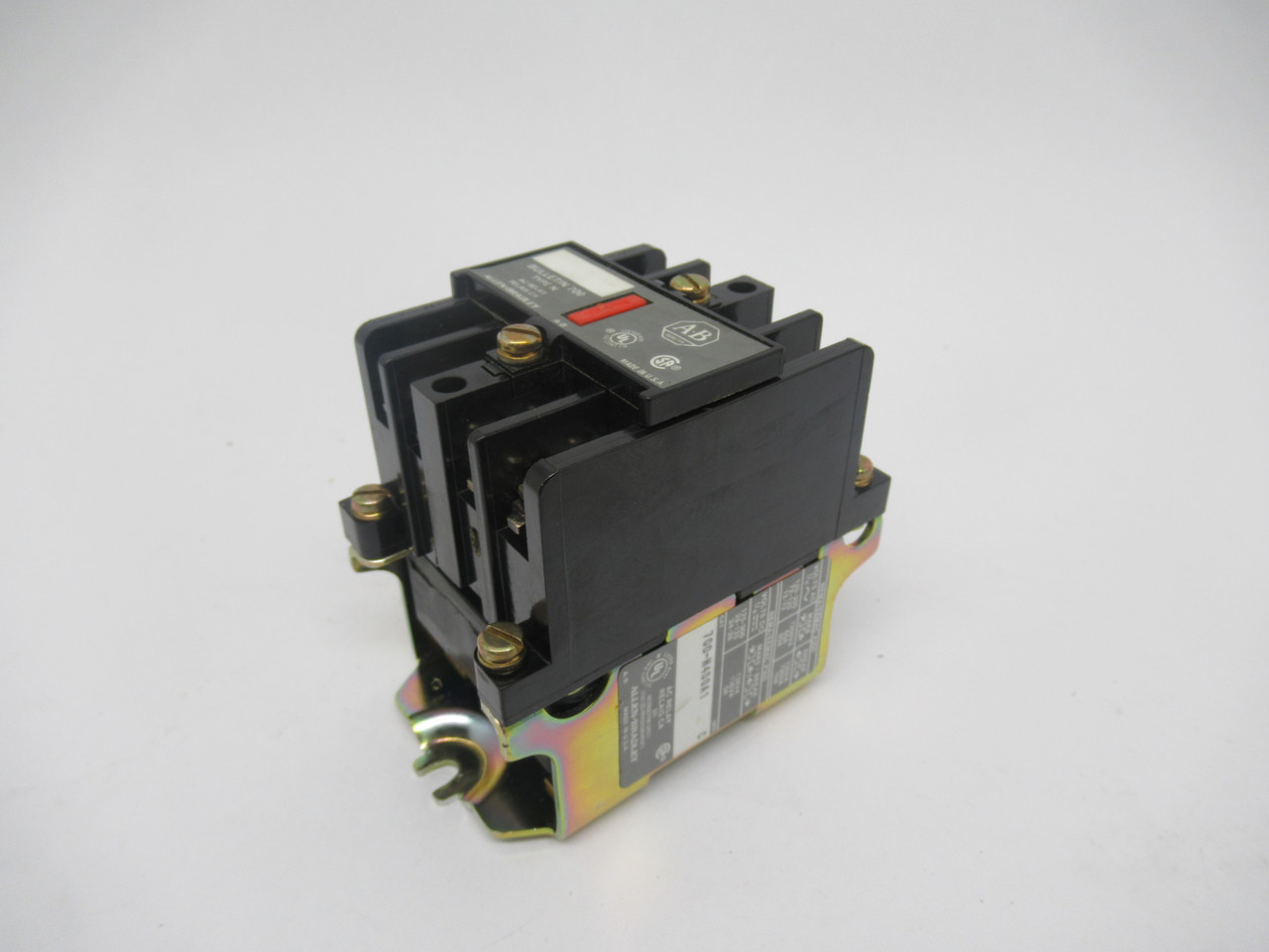 Allen-Bradley 700-N400A1 AC Relay Series C 110/120V 50/60Hz NOP