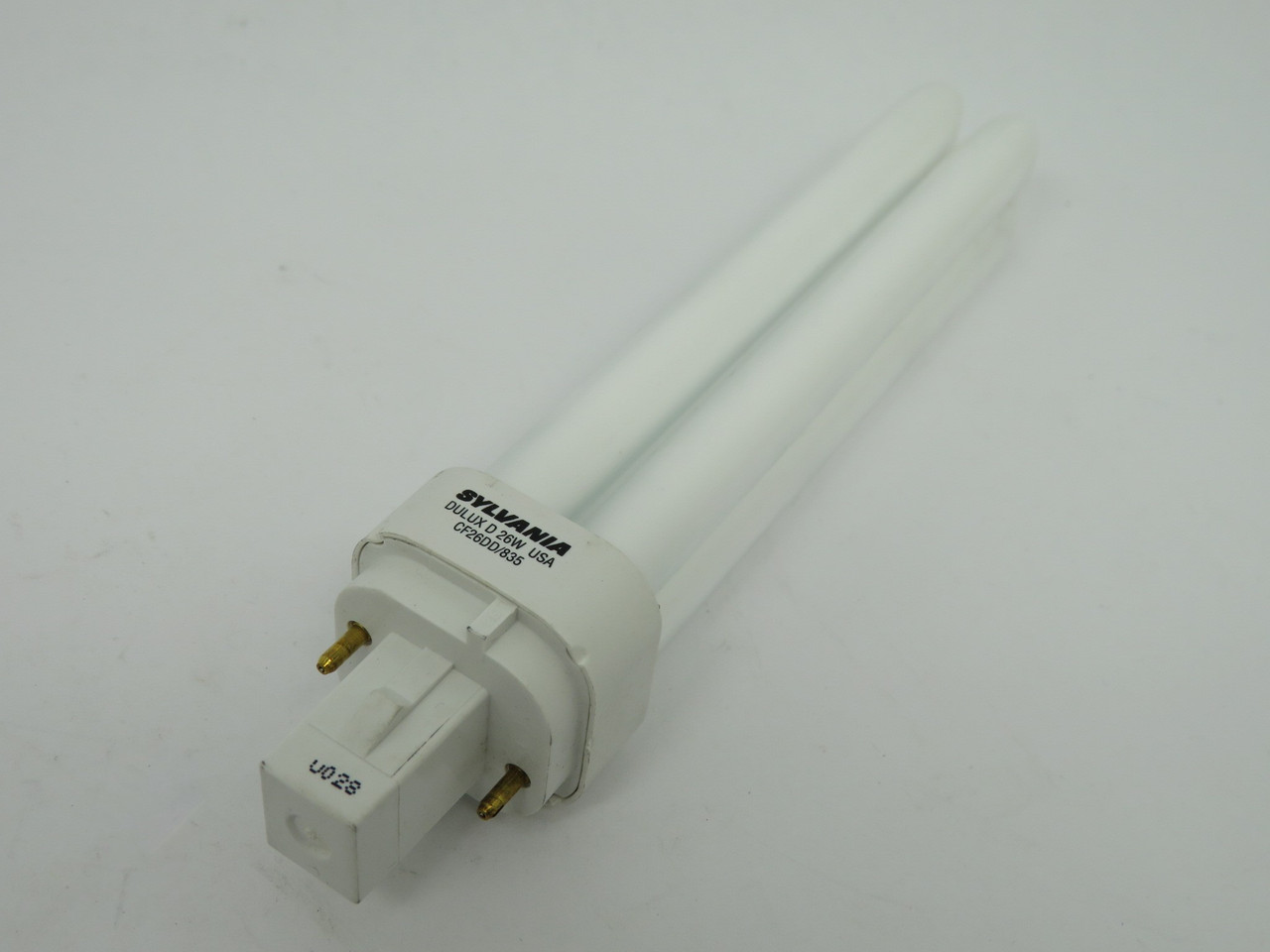 Sylvania CF26DD/835 Dulux D Compact Fluorescent Lamp 26W 3500K *Dmg'd Box* NEW