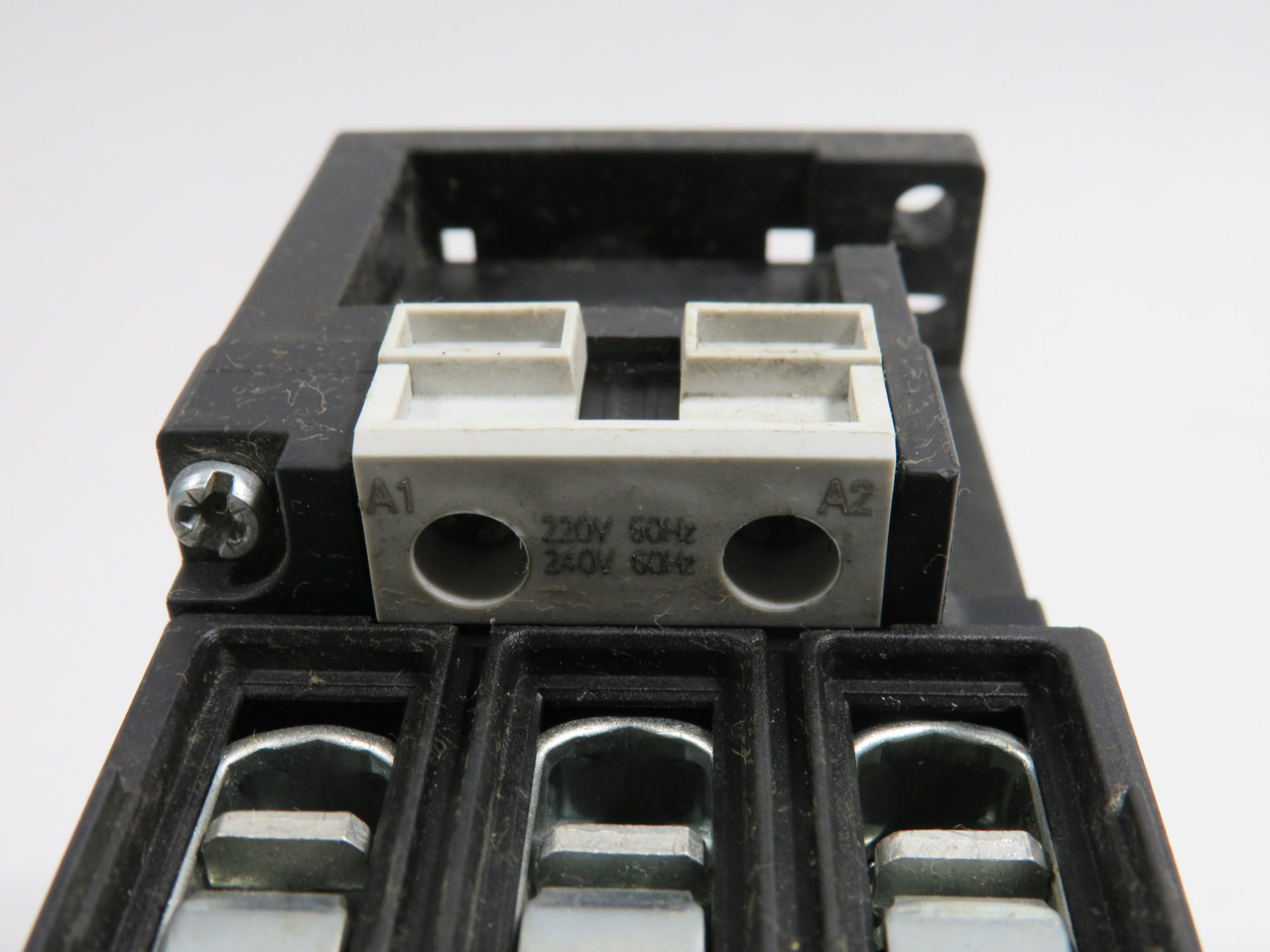 Siemens 3RT1035-1AP60 Contactor 220V@50Hz 240V@60Hz SHELF WEAR USED