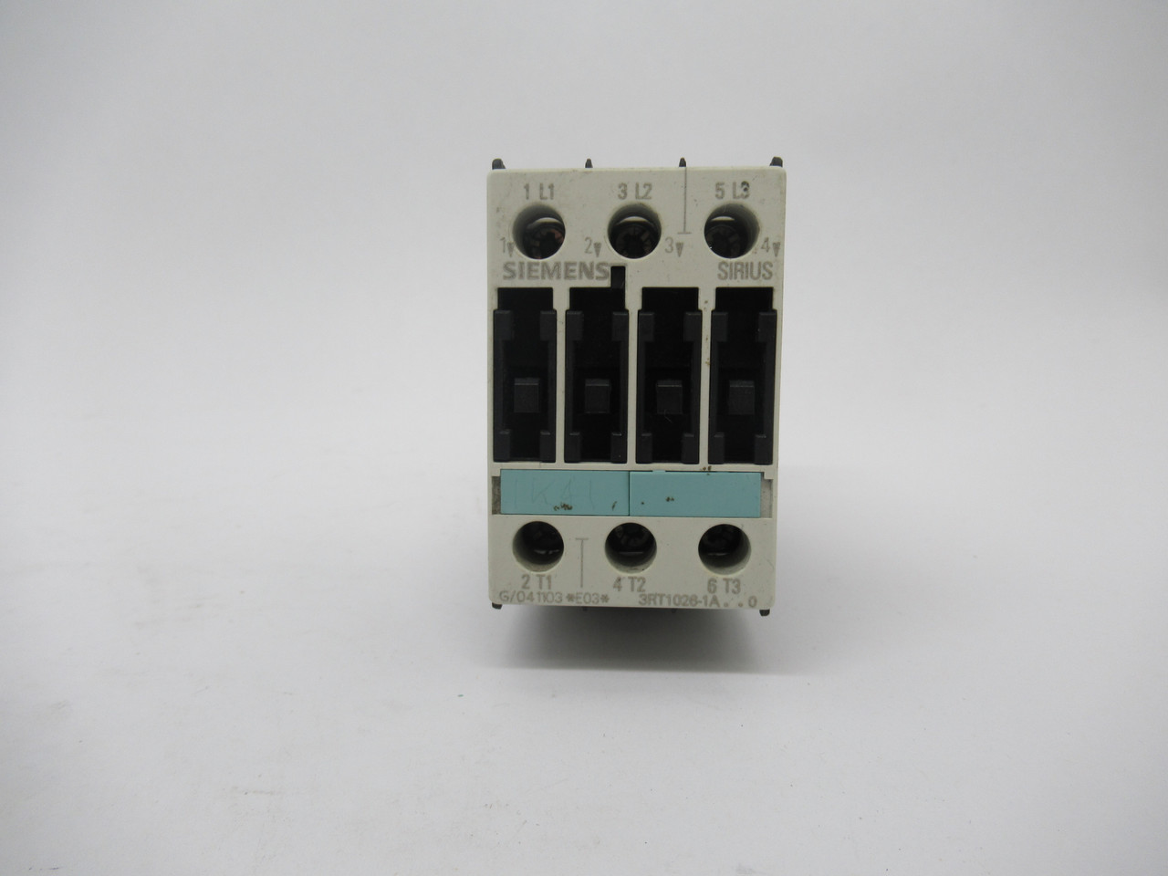 Siemens 3RT1026-1AK60 Contactor 110/120V 50/60HZ C/W Surge Suppressor 240V USED