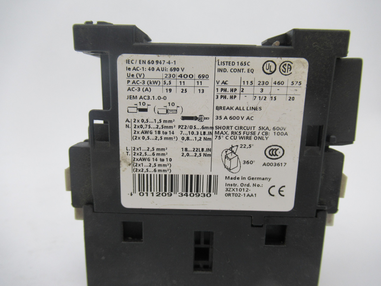 Siemens 3RT1026-1AK60 Contactor 110/120V 50/60HZ C/W Surge Suppressor 240V USED