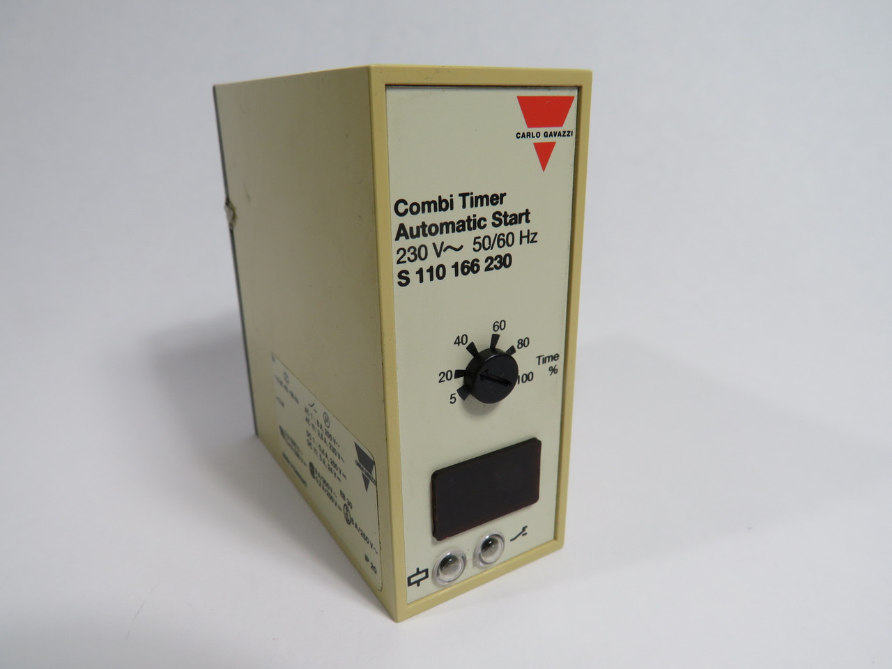 Carlo Gavazzi S110166230 Multi-Function Timer 5-100% 230V 11-Pin SHELF WEAR USED