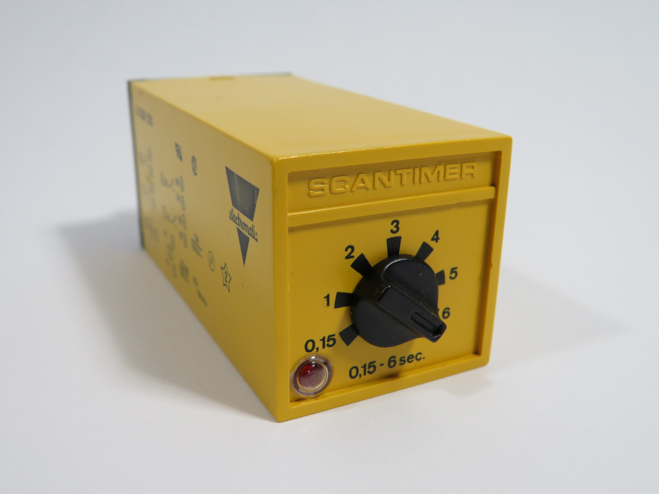 Electromatic A208120-006 Delay On Scantimer 0.15-6s 120V 8-Pin SHELF WEAR USED