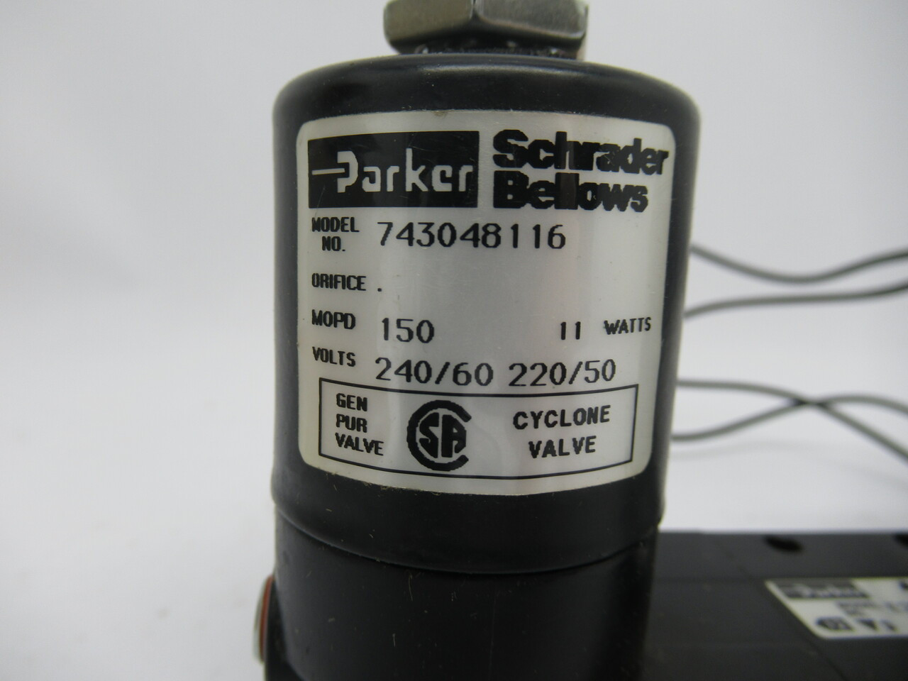 Parker E29001153 Solenoid Valve W/ 2 Different Coils NOP