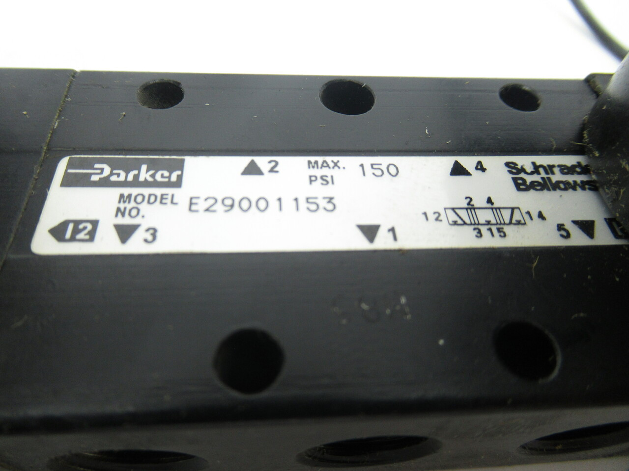 Parker E29001153 Solenoid Valve W/ 2 Different Coils NOP