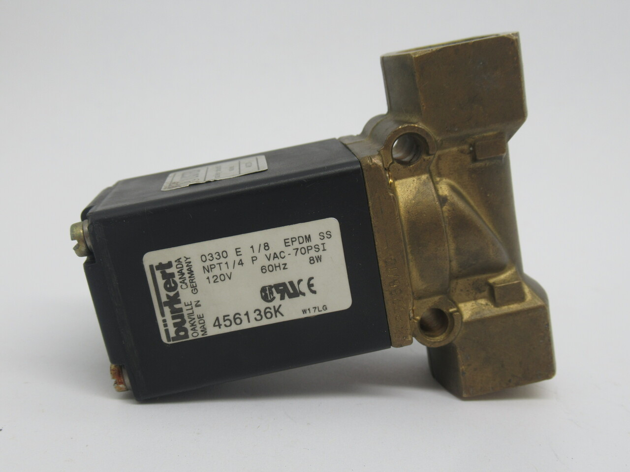 Burkert 456136K Solenoid Valve 1/8 120V 60Hz 8W 70 psi USED