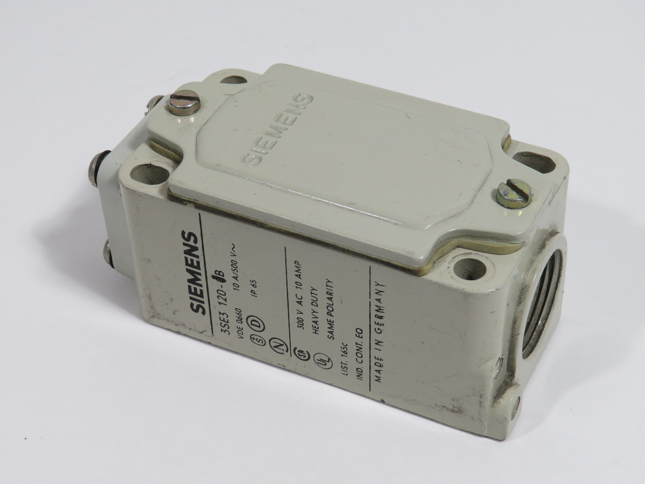 Siemens 3SE3-120-1B Limit Switch 500V 1A *No Head/Modified Label* USED