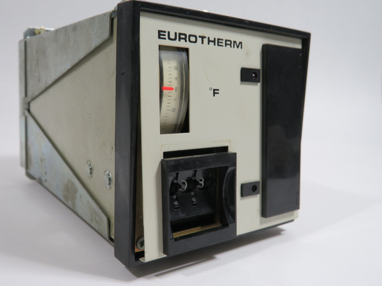Eurotherm 918/SCT/J/0-799F/P10/A/X// Temperature Controller *Damaged* AS IS