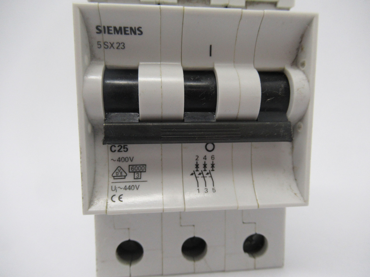 Siemens 5SX23C25 Circuit Breaker 3 Pole 25A 480VAC USED