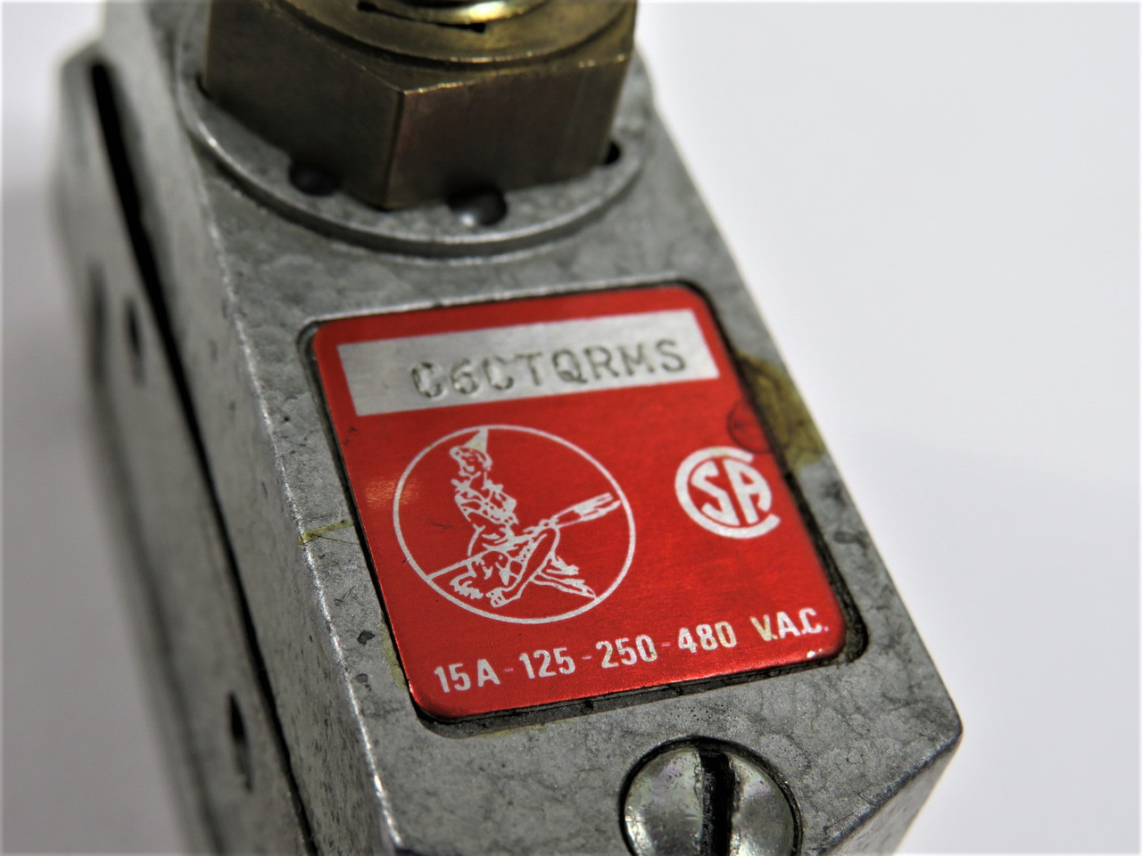 Burgess C6CTQRMS Limit Switch 125/250/480V 15A w/ Roller Operator USED