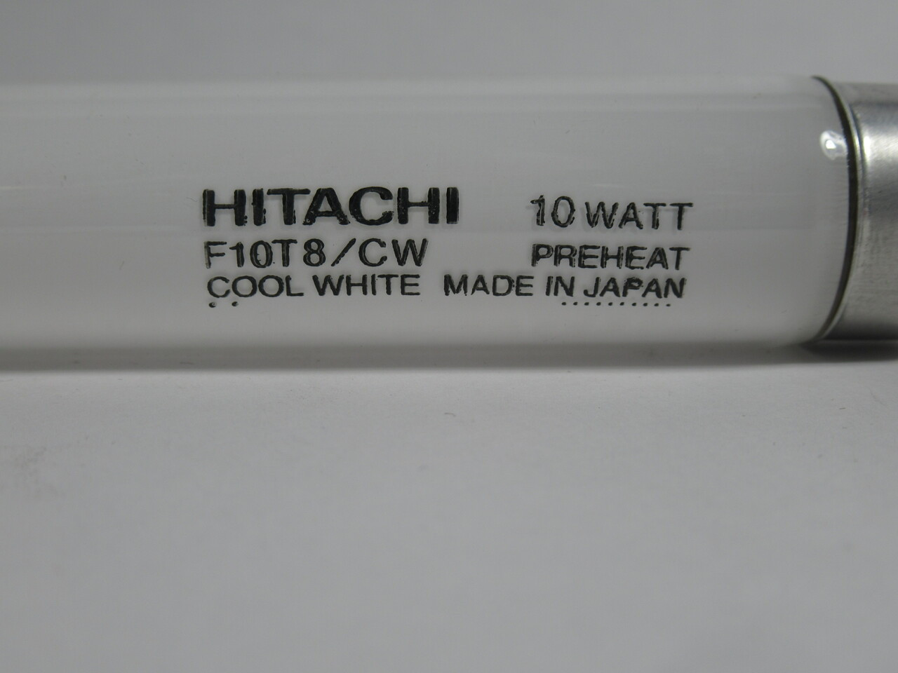Hitachi F10T8/CW Cool White Fluorescent Lamp 10W NEW