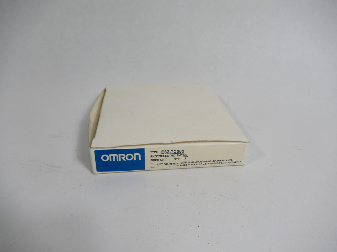 Omron E32-TC200 Photoelectric Switch Fibre Unit MISSING HARDWARE NEW
