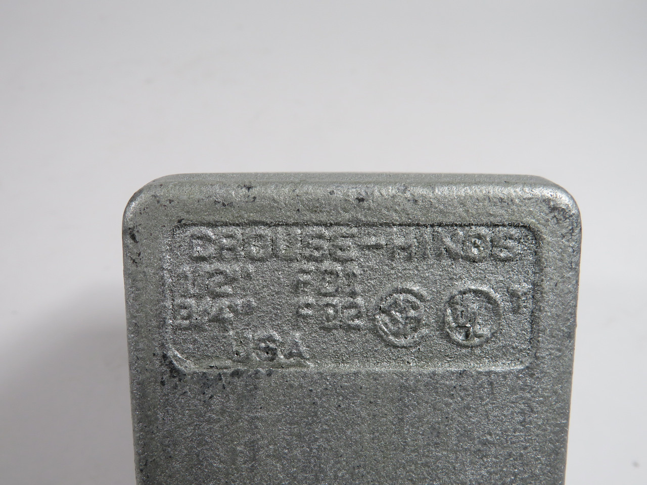 Crouse-Hinds FD-2 Condulet Device Box 3/4" CSA-Rated UL-Rated USED