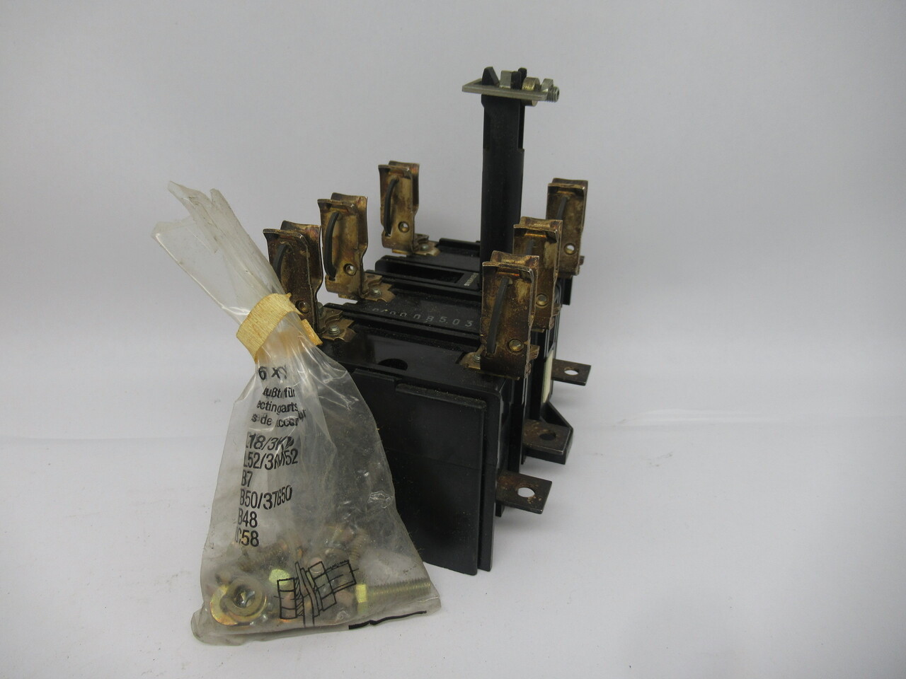 Siemens 3KL5030-1AB00 Disconnect Switch 63A 690V NEW