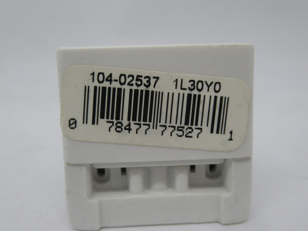 Leviton 2537 Stationary Fluorescent Lampholder 660W 600V 12-Pk NEW