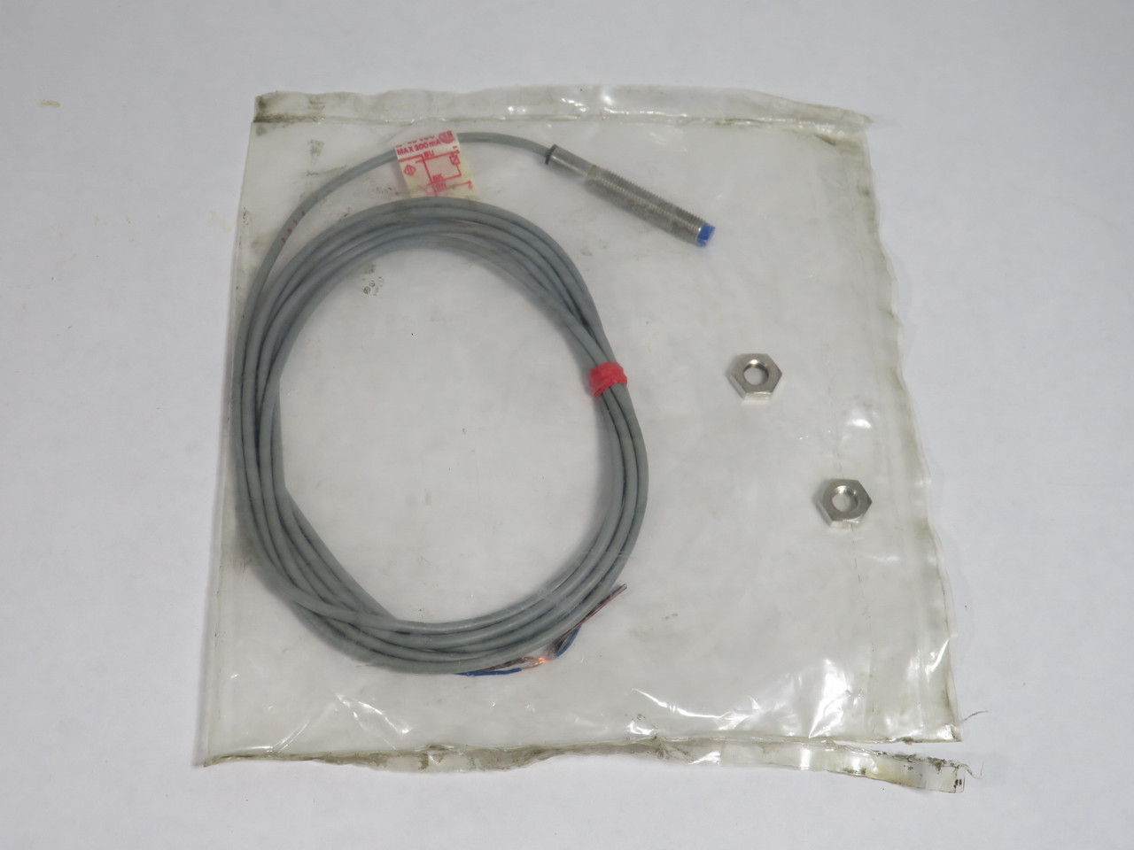 Electromatic EI0802PPOS Proximity Switch 10-40VDC 0.2A 2mm PNP NWB