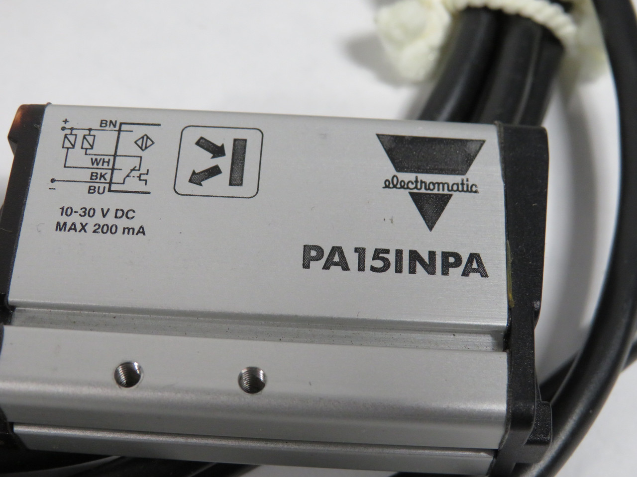 Electromatic PA15INPA Photoelectric Switch 10-30VDC 200mA 0-150mm NPN NOP