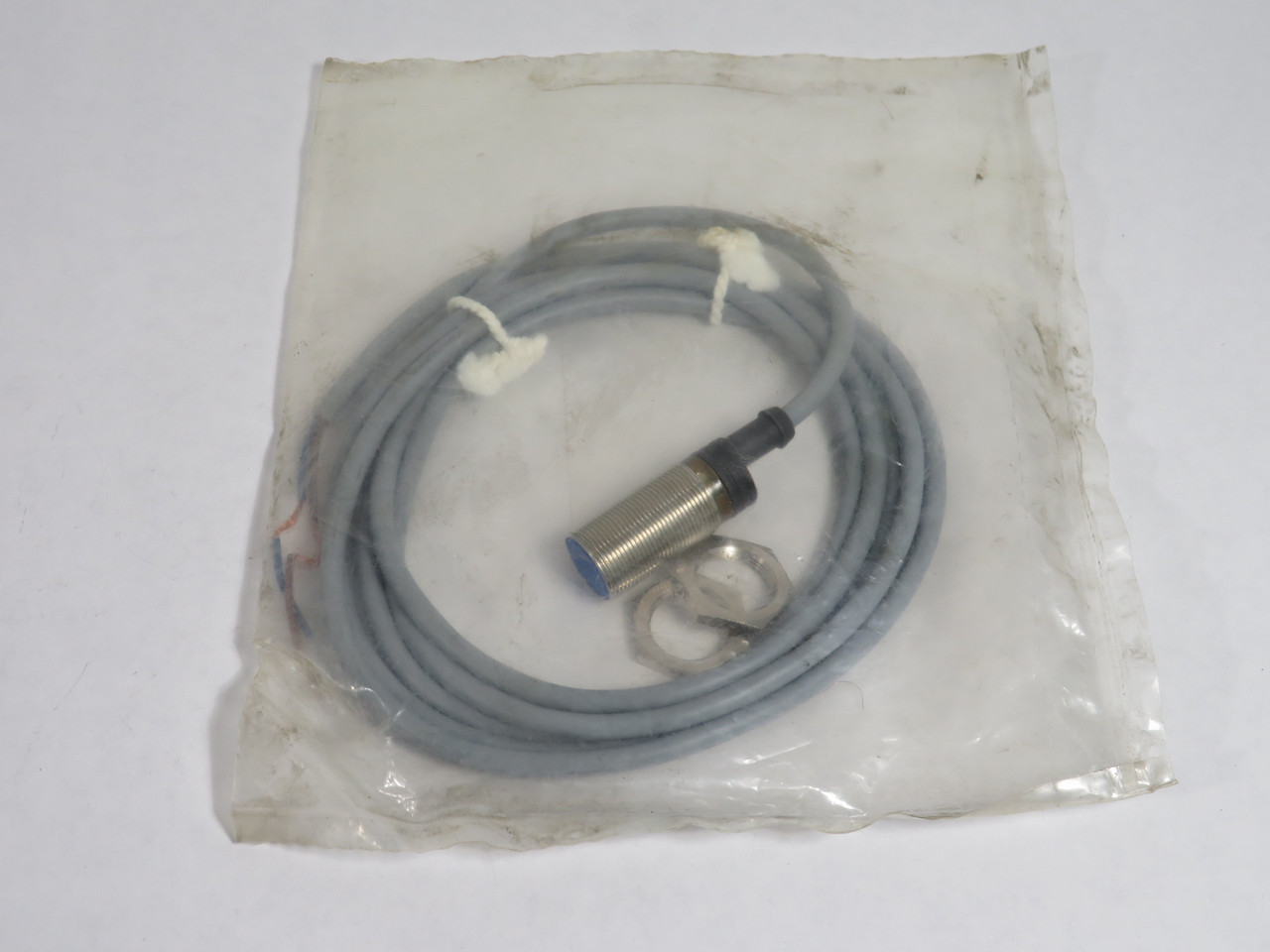 Electromatic EI1805TBOS Proximity Switch 24-240V 0.5A 50-60Hz 5mm Distance NWB