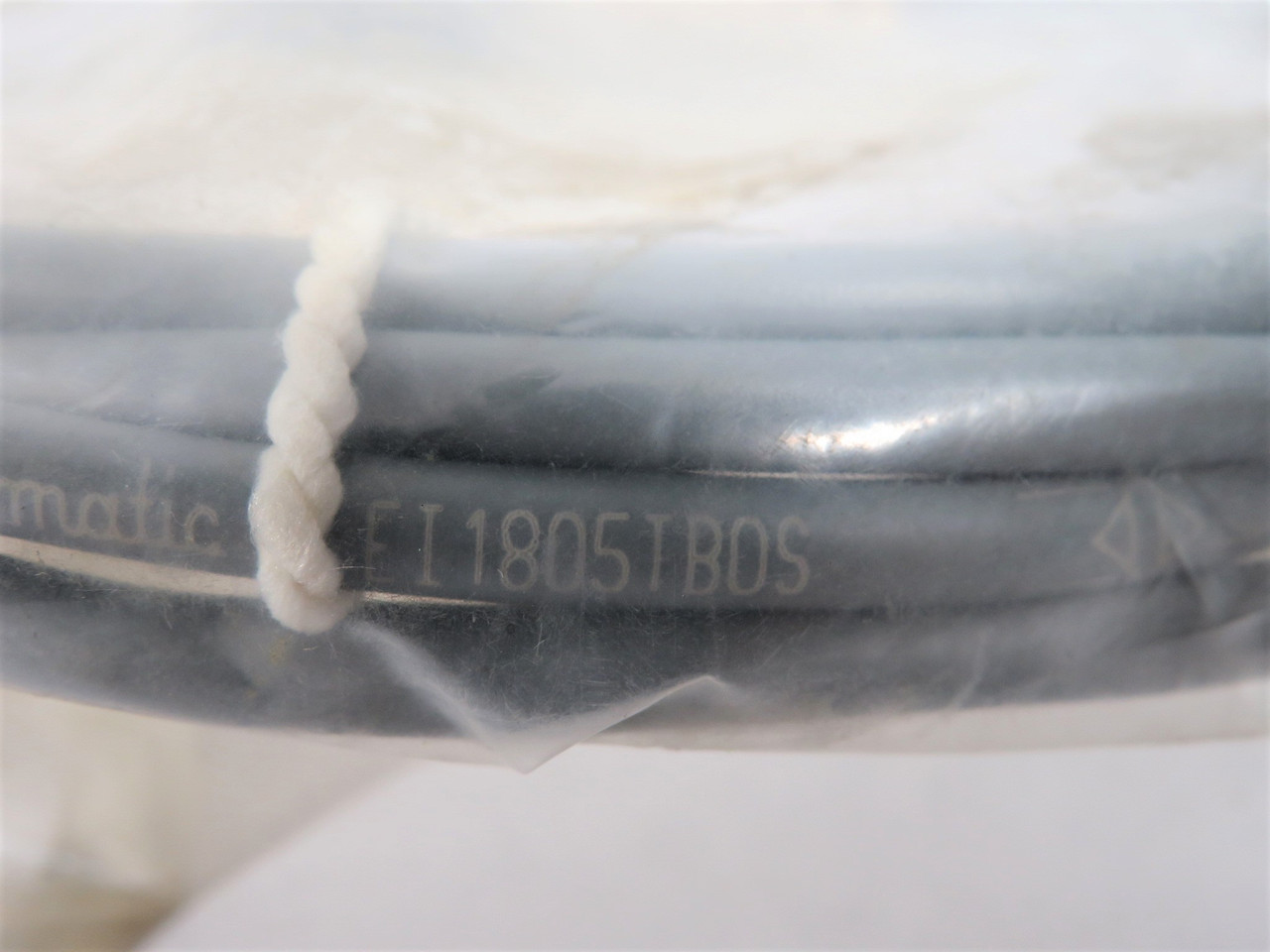 Electromatic EI1805TBOS Proximity Switch 24-240V 0.5A 50-60Hz 5mm Distance NWB