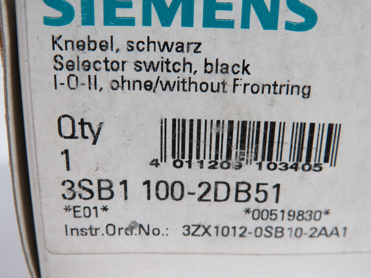 Siemens 3SB1100-2DB51 Selector Switch 3-Position Black/White Head NEW