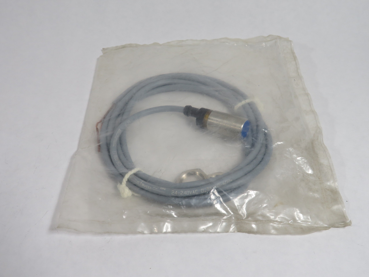 Electromatic EI1805TBCS Proximity Switch 24-240V 0.5A 50-60Hz 5mm Distance NWB
