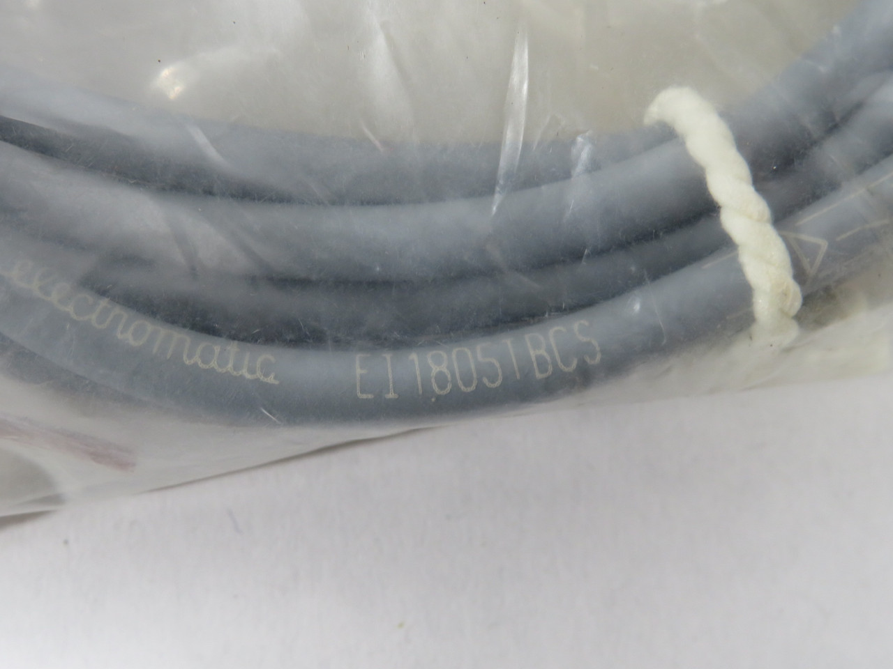 Electromatic EI1805TBCS Proximity Switch 24-240V 0.5A 50-60Hz 5mm Distance NWB