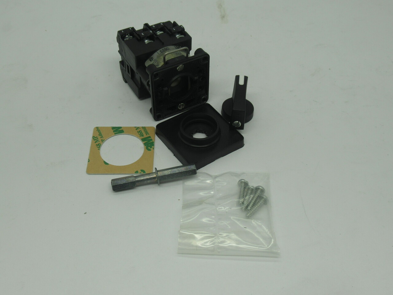 Telemecanique 9003K2D0484UST Cam Switch Assembly 3-Ph 20A 690V NEW