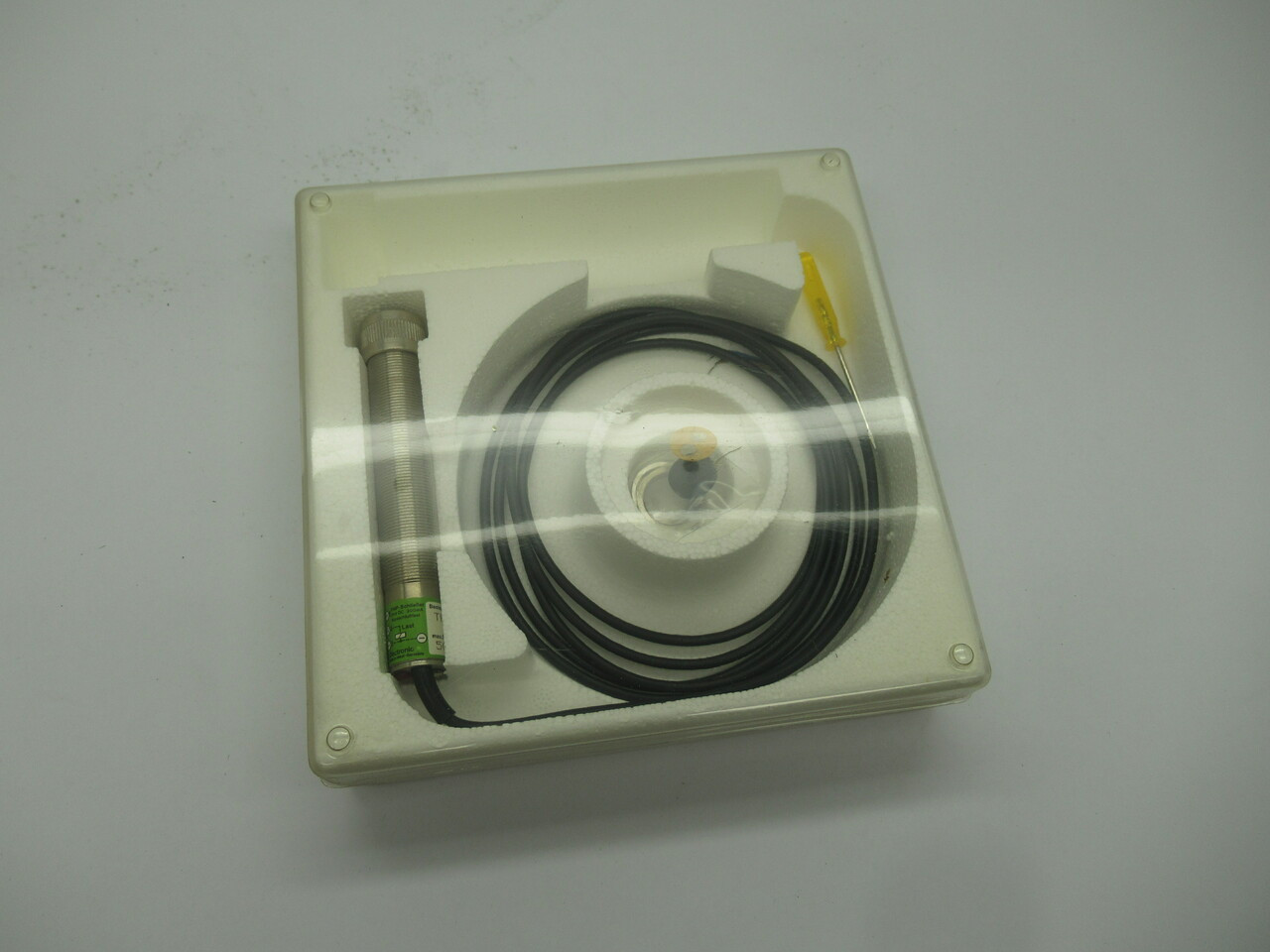 Schonbuch Electronic THCF1814 Proximity Sensor Max 500mm 24VDC 300mA NEW