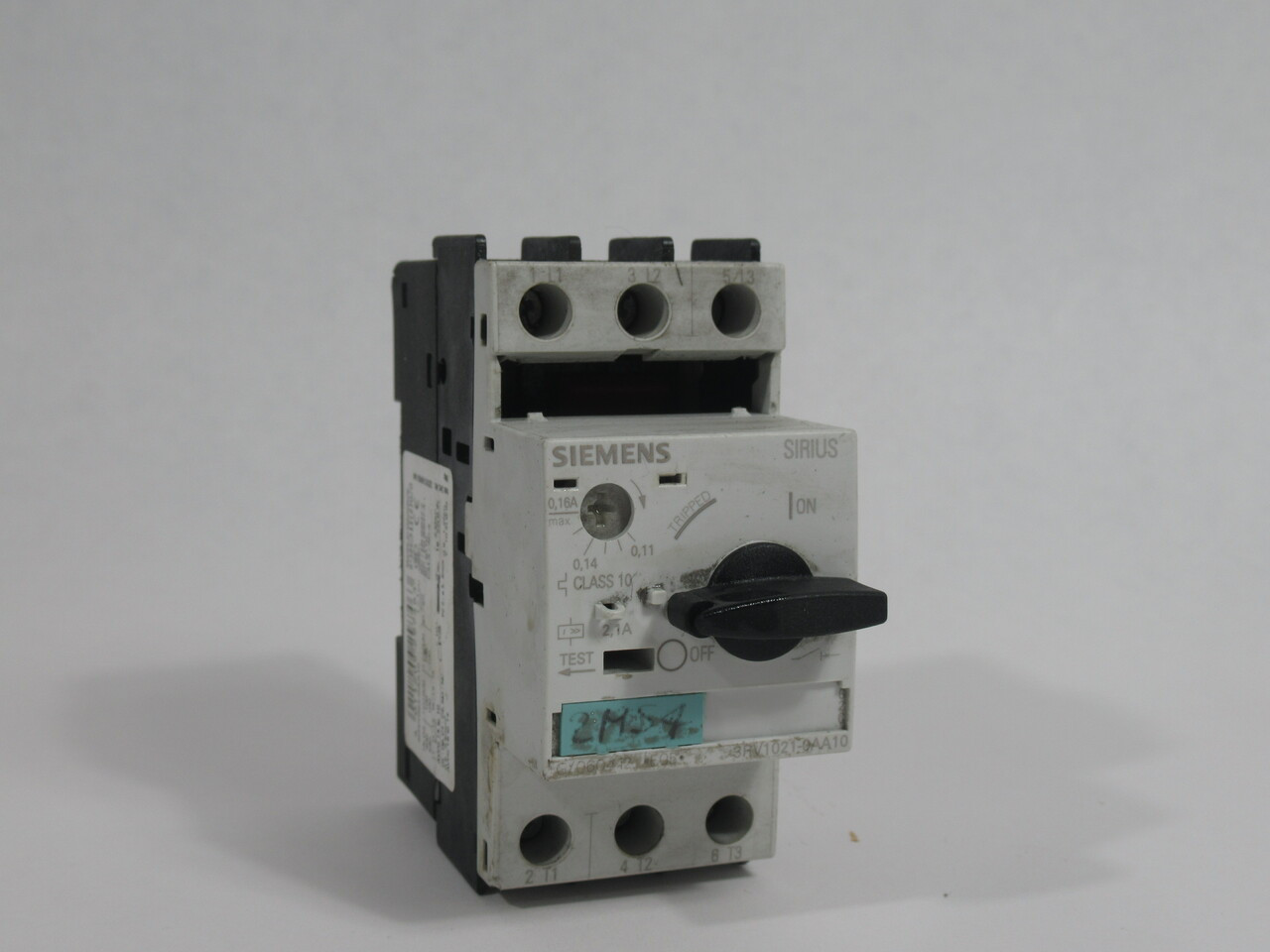 Siemens 3RV1021-0AA10 Circuit Breaker 0.11-0.16A 3P MISSING PLASTIC COVER USED