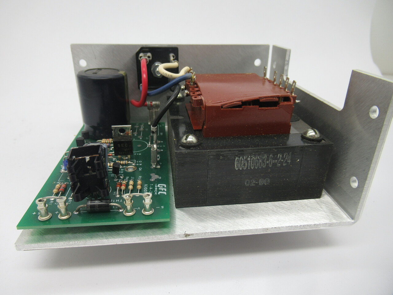 GFC GH0F-2-24-OVP Power Supply 100Watts 50/60HZ 2.4A 24VDC COSMETIC DAMAGE NEW