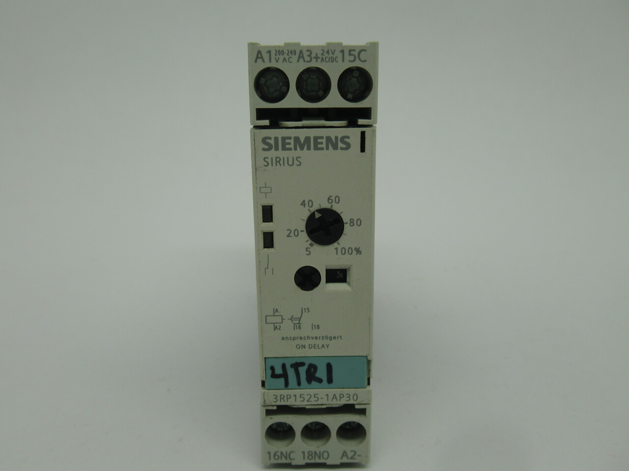 Siemens 3RP1525-1AP30 Timing Relay 24V 200-240VAC USED
