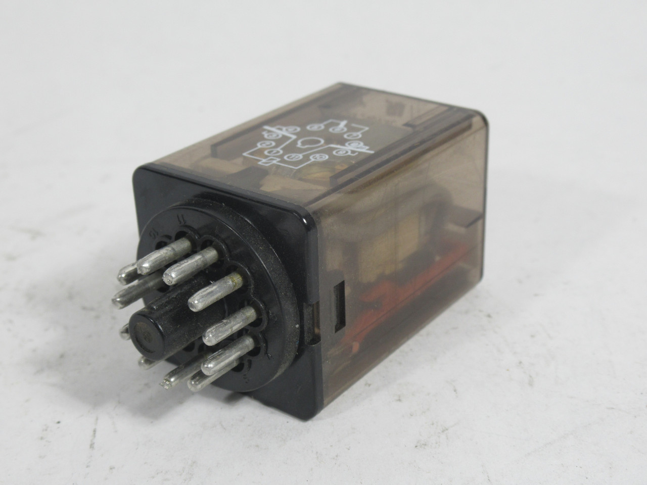 Feme RCPTFU113D10220AC Plug in Relay 220VAC 10A 11 Pin NOP