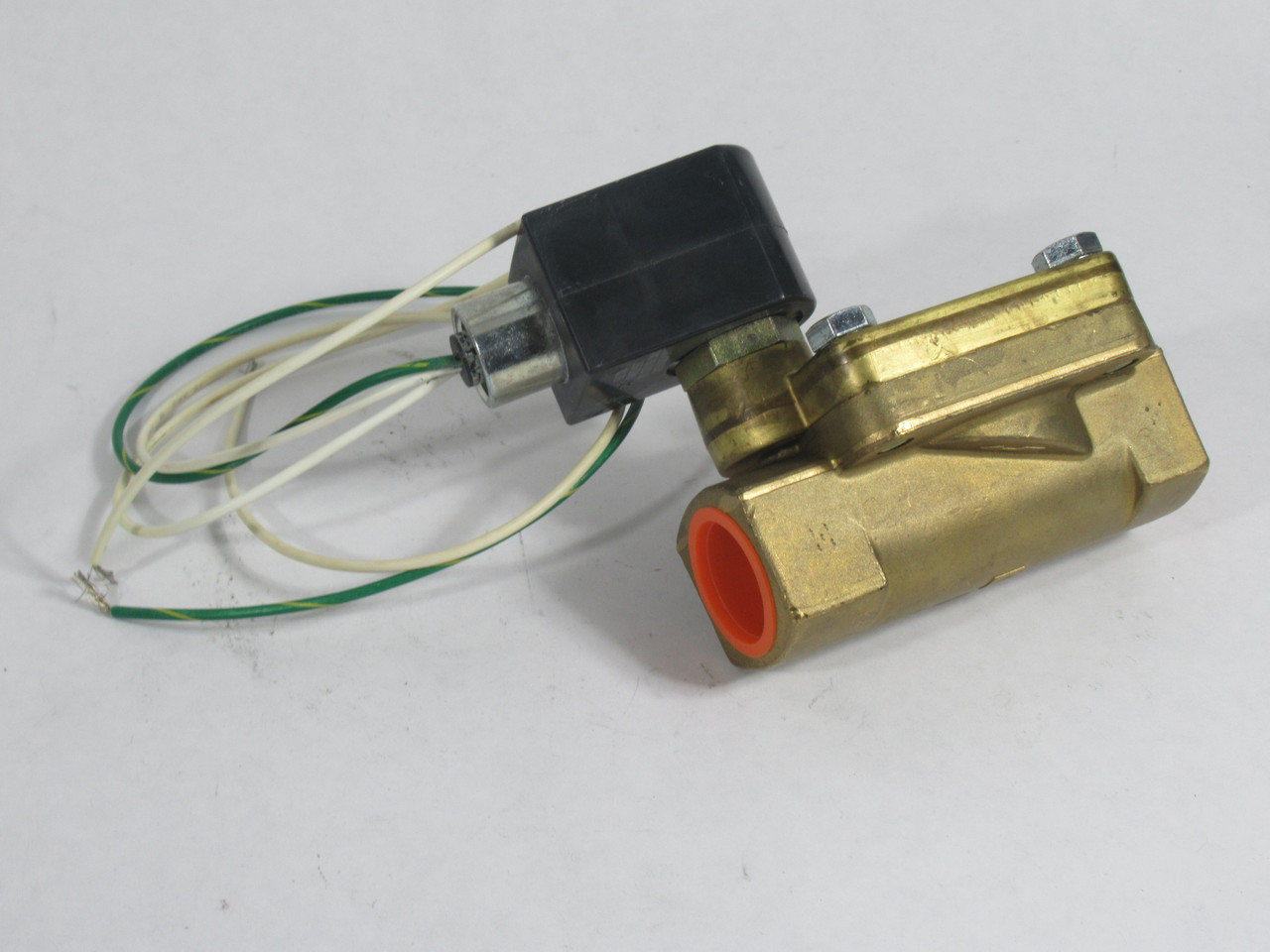 Parker 16F25C2164ACF4C15 2 Port Solenoid Valve 240/60Hz 220/50Hz 11W 1" NEW