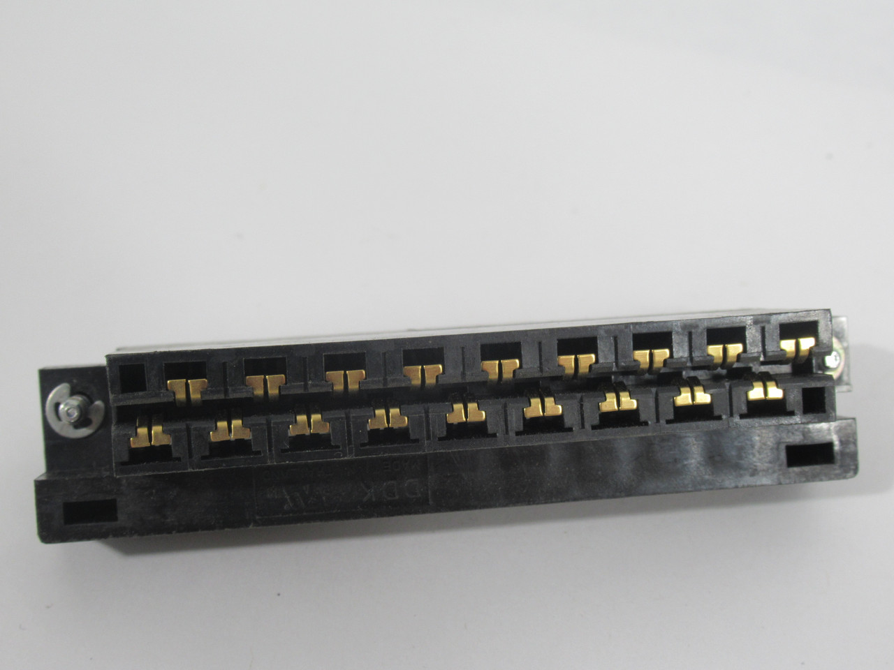 Fujikura DDK18-BL Black 18-Position Terminal Block Plug Connector USED