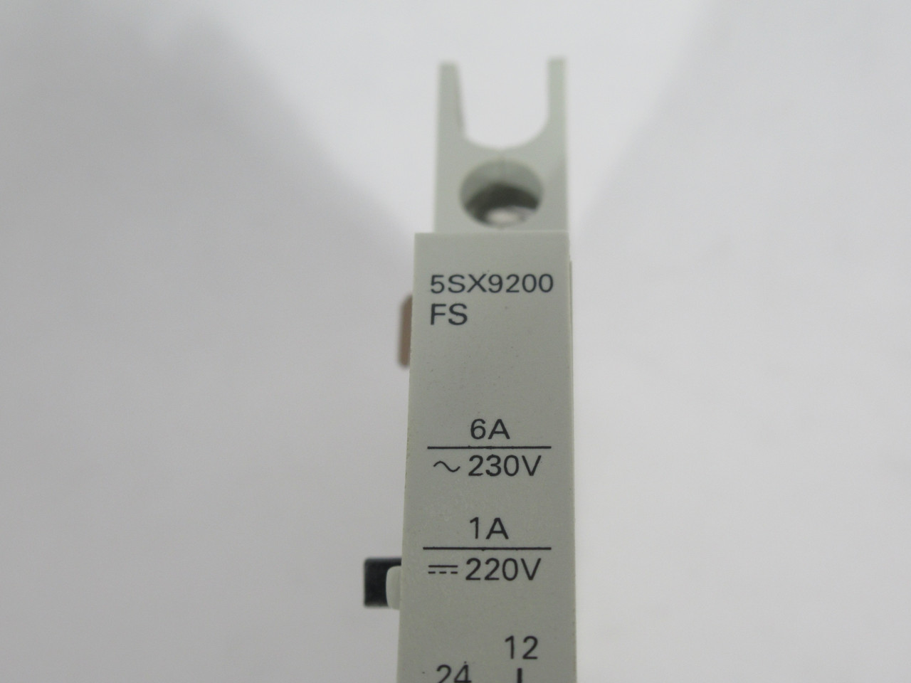 Siemens 5SX9200 Fault Signal Contact for Miniature Circuit Breaker NEW