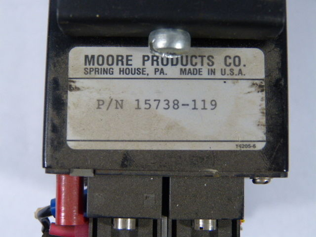 Moore Products 15738-119 Mounting Case 40 Terminals USED