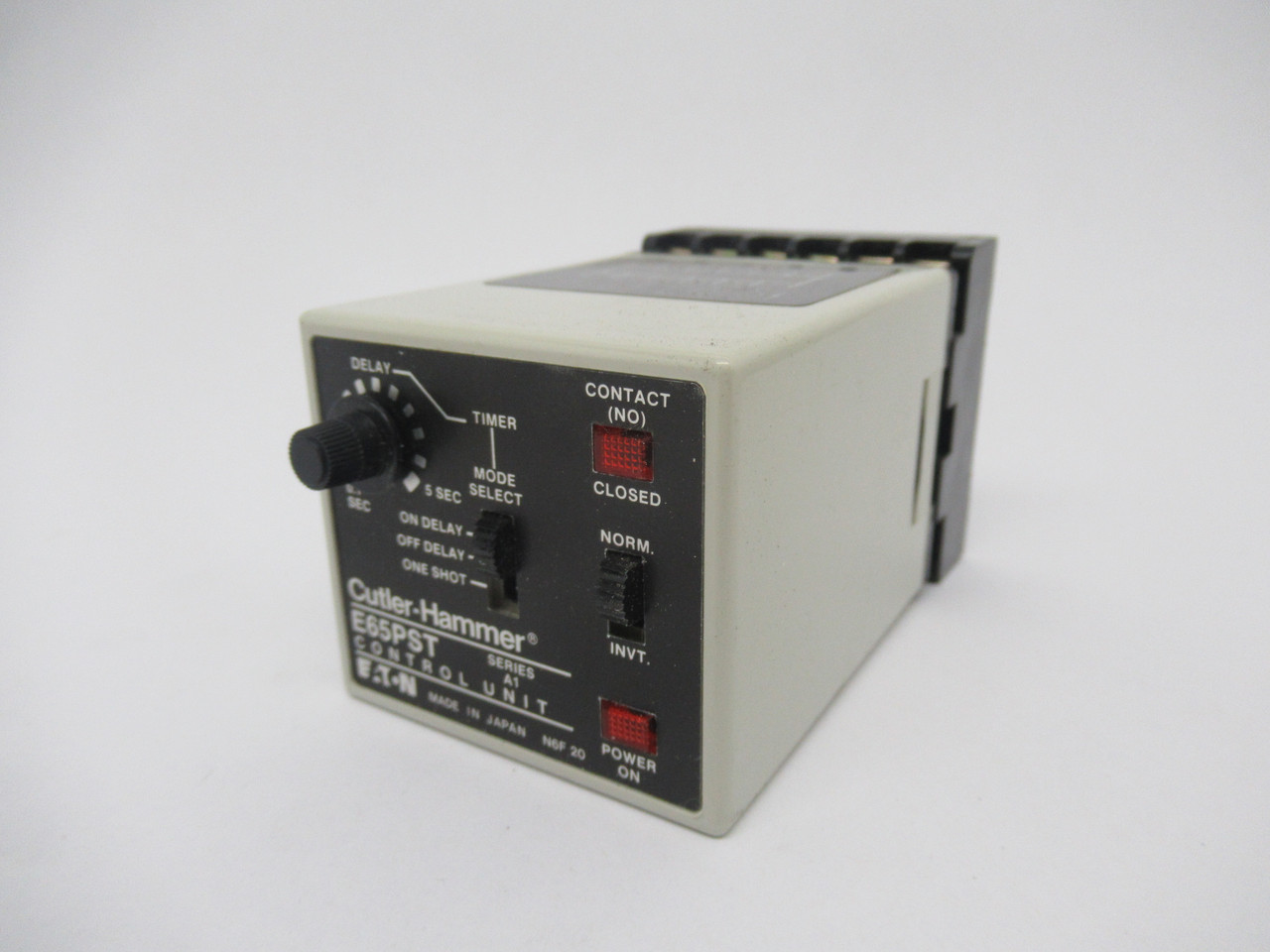 Cutler-Hammer E65PST Control Unit Delay Timer 0.1-5sec 250V *Missing Holder* NEW