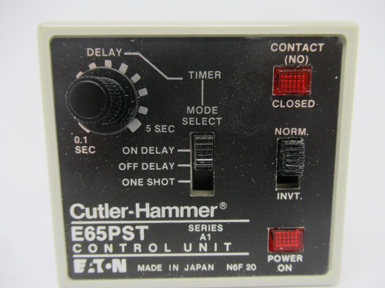 Cutler-Hammer E65PST Control Unit Delay Timer 0.1-5sec 250V *Missing Holder* NEW