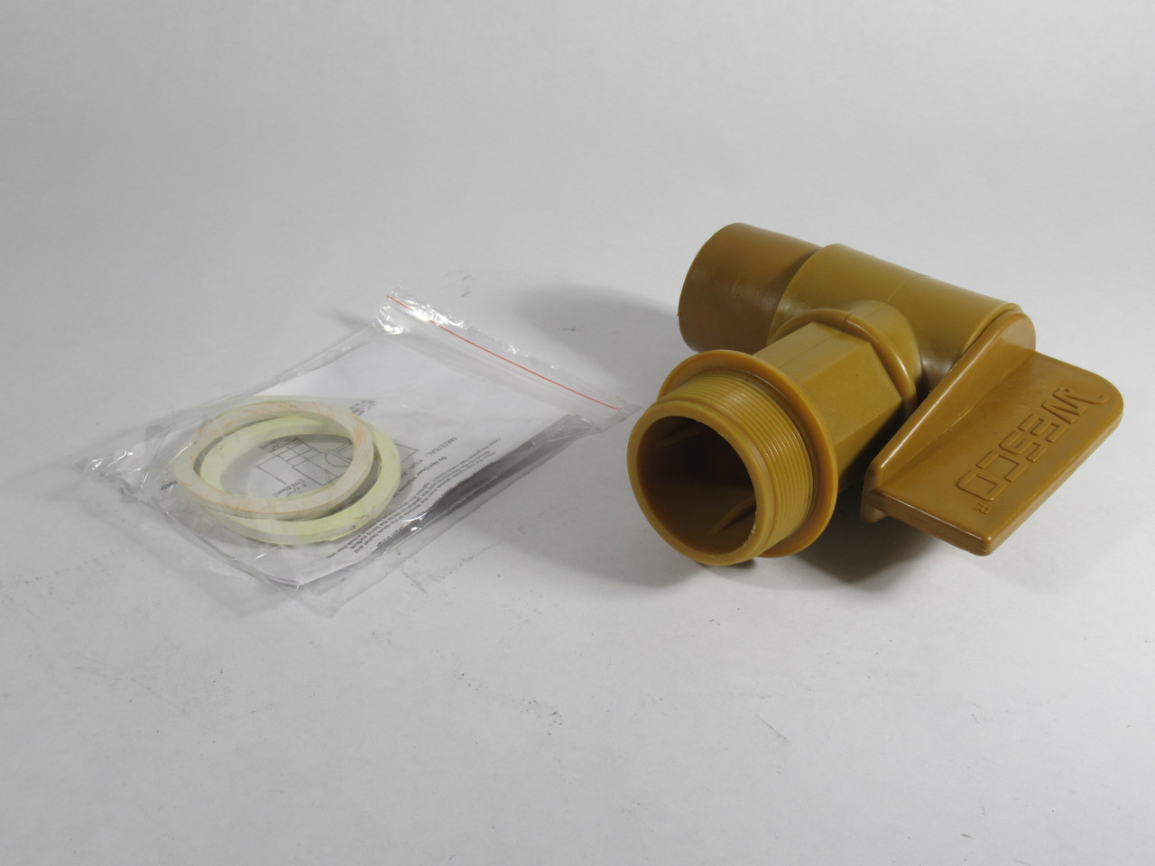 Wesco 272176 2" NPT Polyethylene Drum Faucet NEW