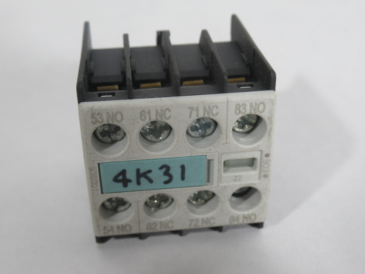 Siemens 3RH1911-1FA22 Auxiliary Switch Block 2S+2O 2NO 2NC USED