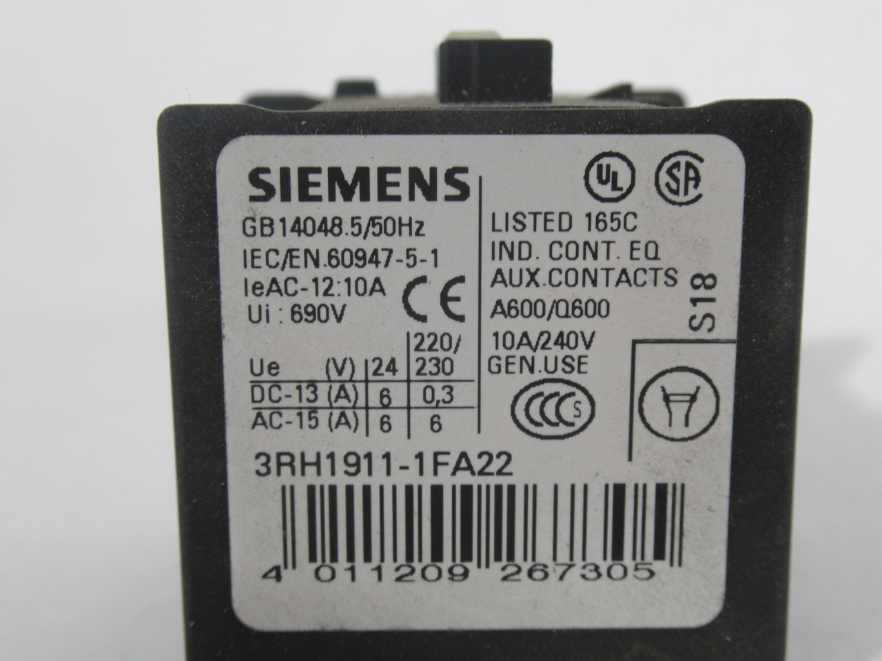 Siemens 3RH1911-1FA22 Auxiliary Switch Block 2S+2O 2NO 2NC USED