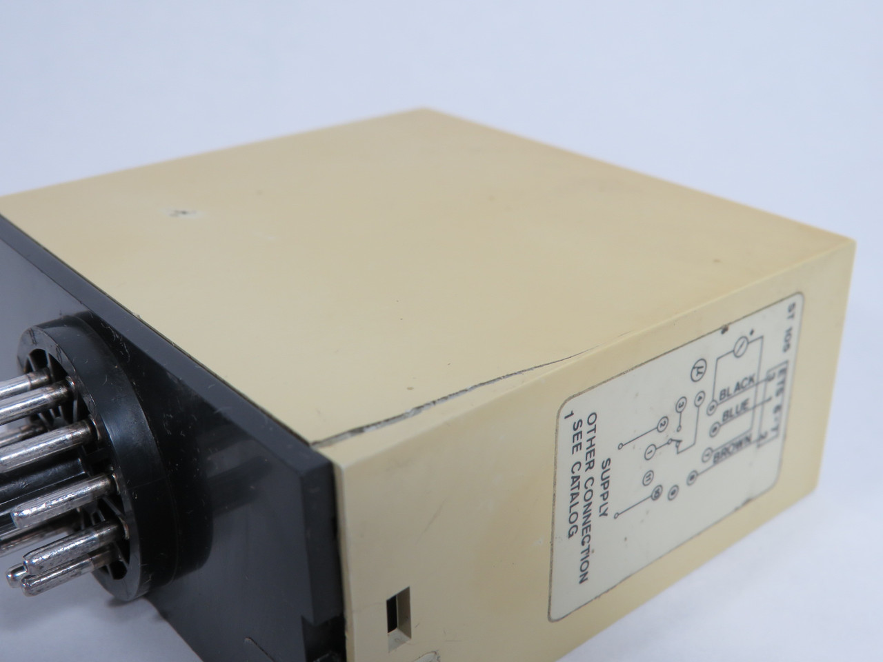 Electromatic ST105724 Level Relay 0-10 24VDC 60-120°C SHELF WEAR USED