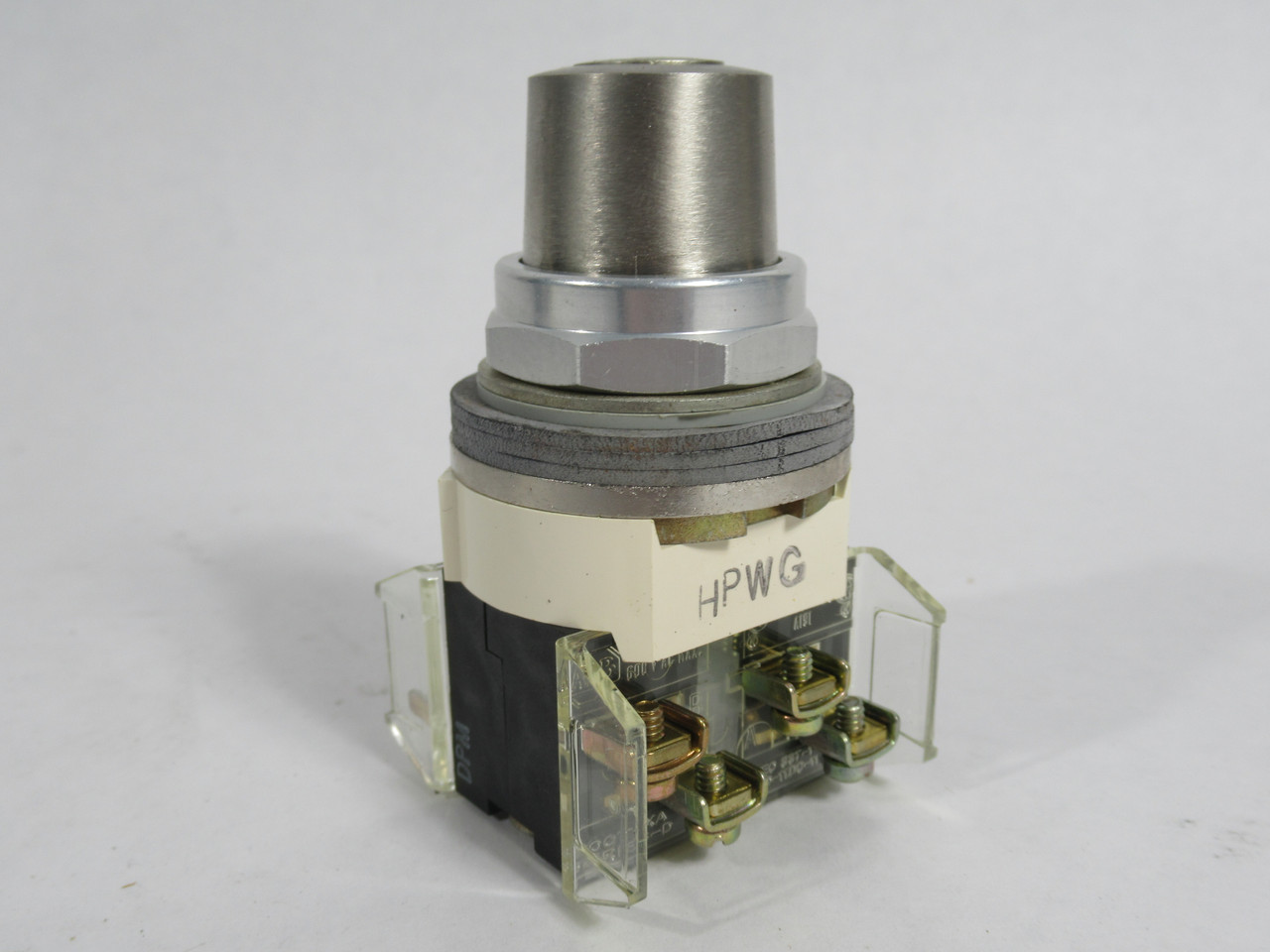 Allen-Bradley 800T-J44KC1B Keyed Selector Switch Ser. T 3-Pos 2NC 2NO NEW