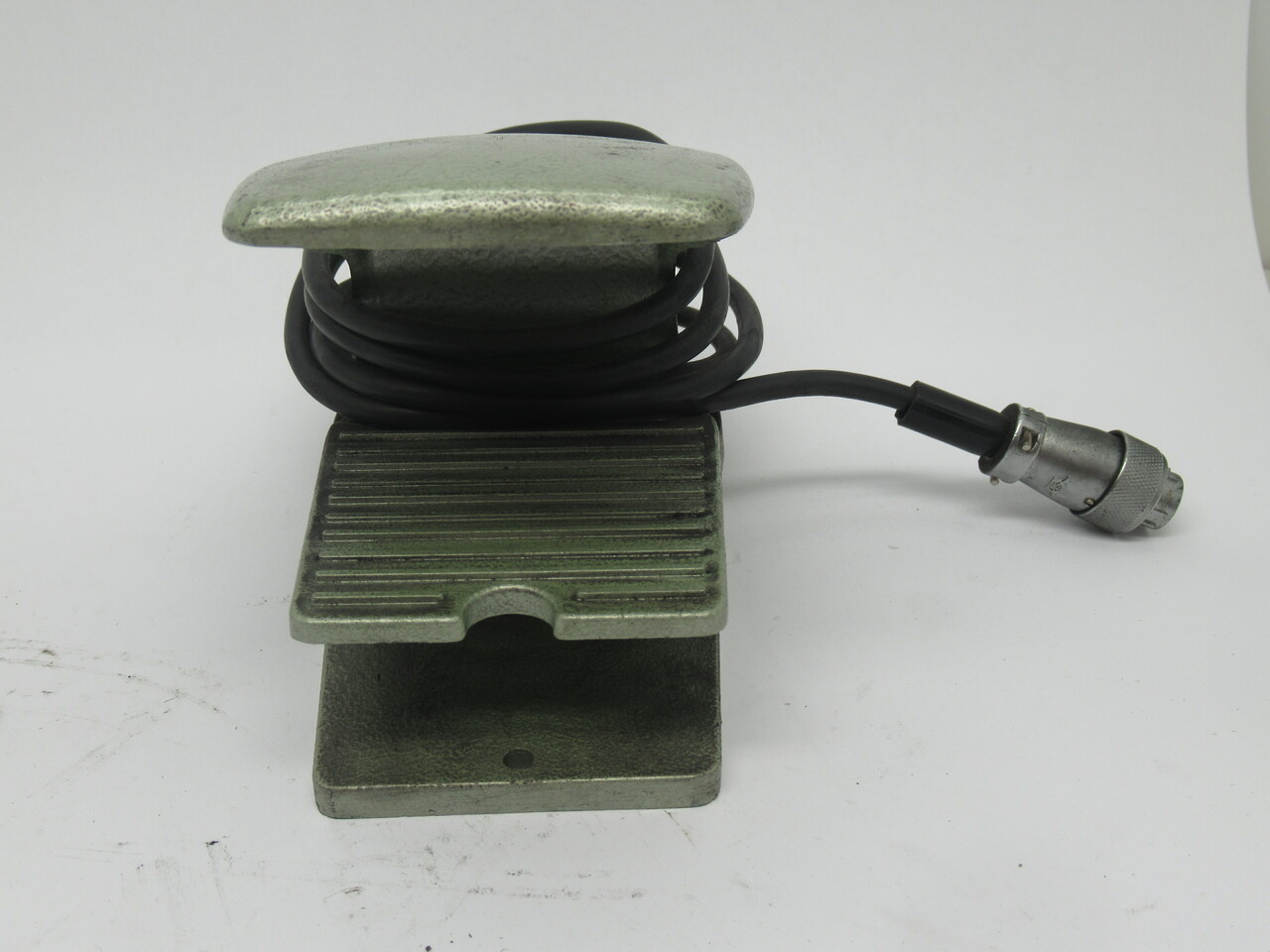 E-Ten SFM-1 Foot Switch 125/250VAC 15A USED