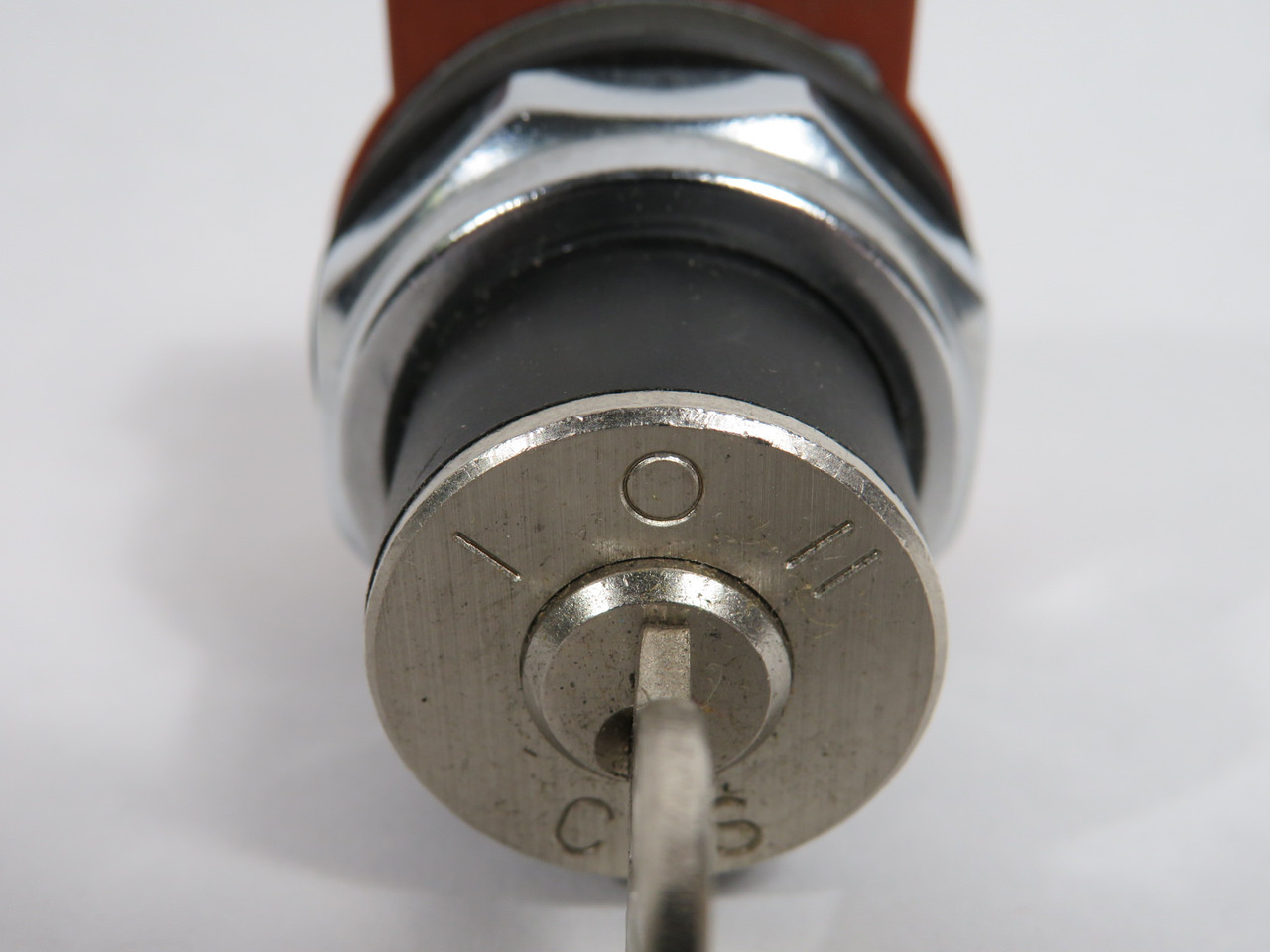 Siemens 3SB1100-4QA51 Keyed Selector Switch I-O-II Momentary C/W Key NOP