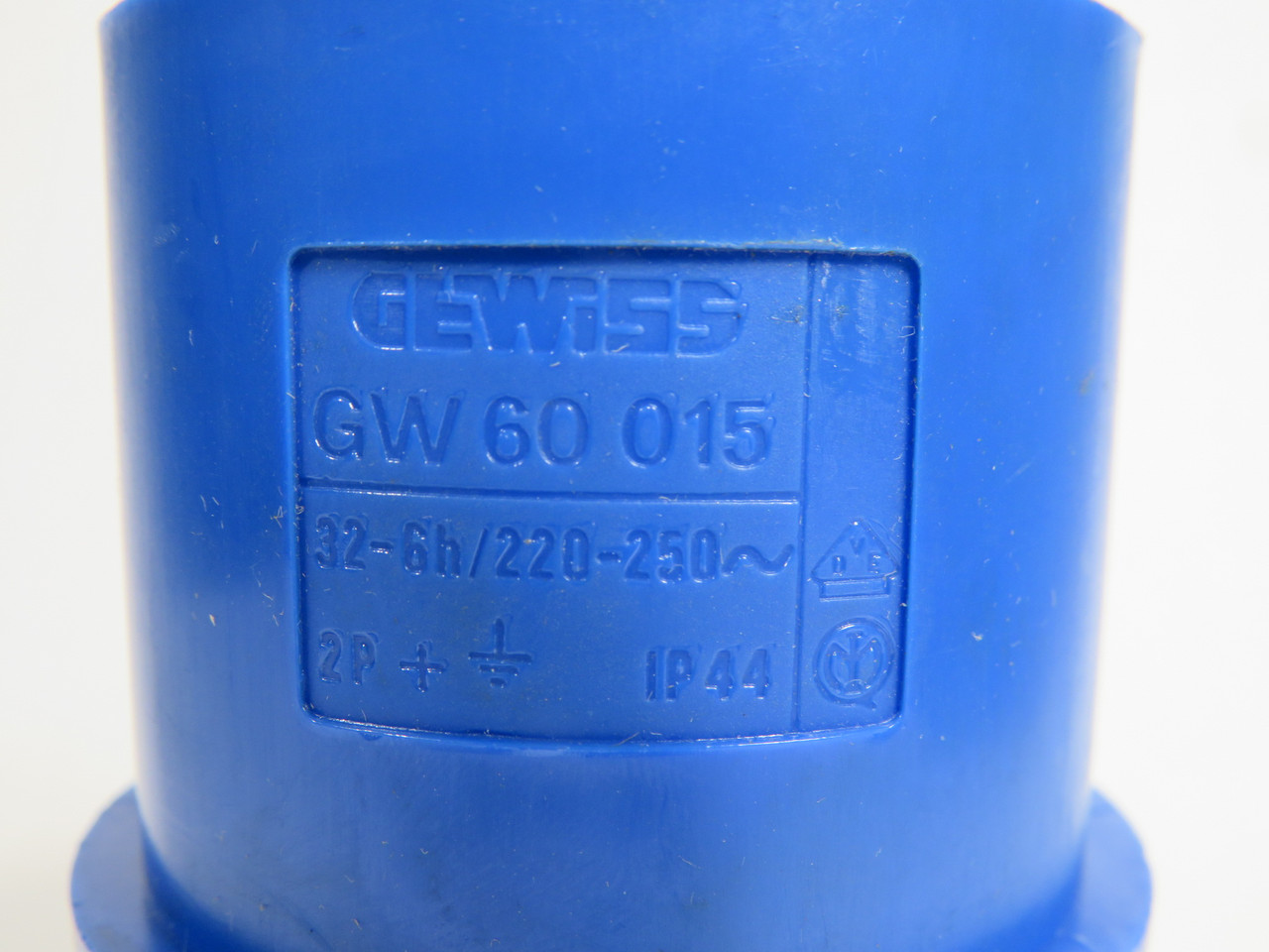Gewiss GW60015 CEE Plug 32A 220-250V 3-Pole (2-Pole+G) 6h USED