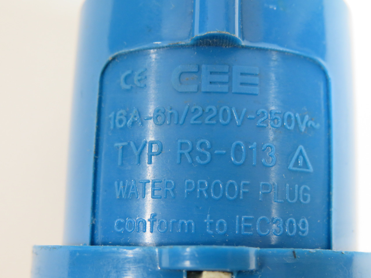 CEE RS-013 CEE Plug 16A 220-250V 3-Pole 6h USED